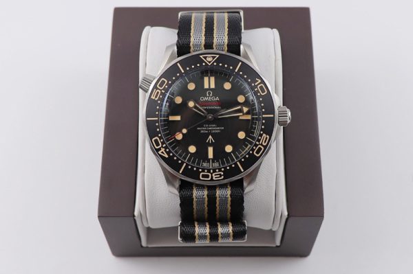 Replica Omega Seamster 300 "No Time to Die" Limited Edition VSF 1:1 Best Edition on SS Mesh Bracelet A8806(Free Nato)